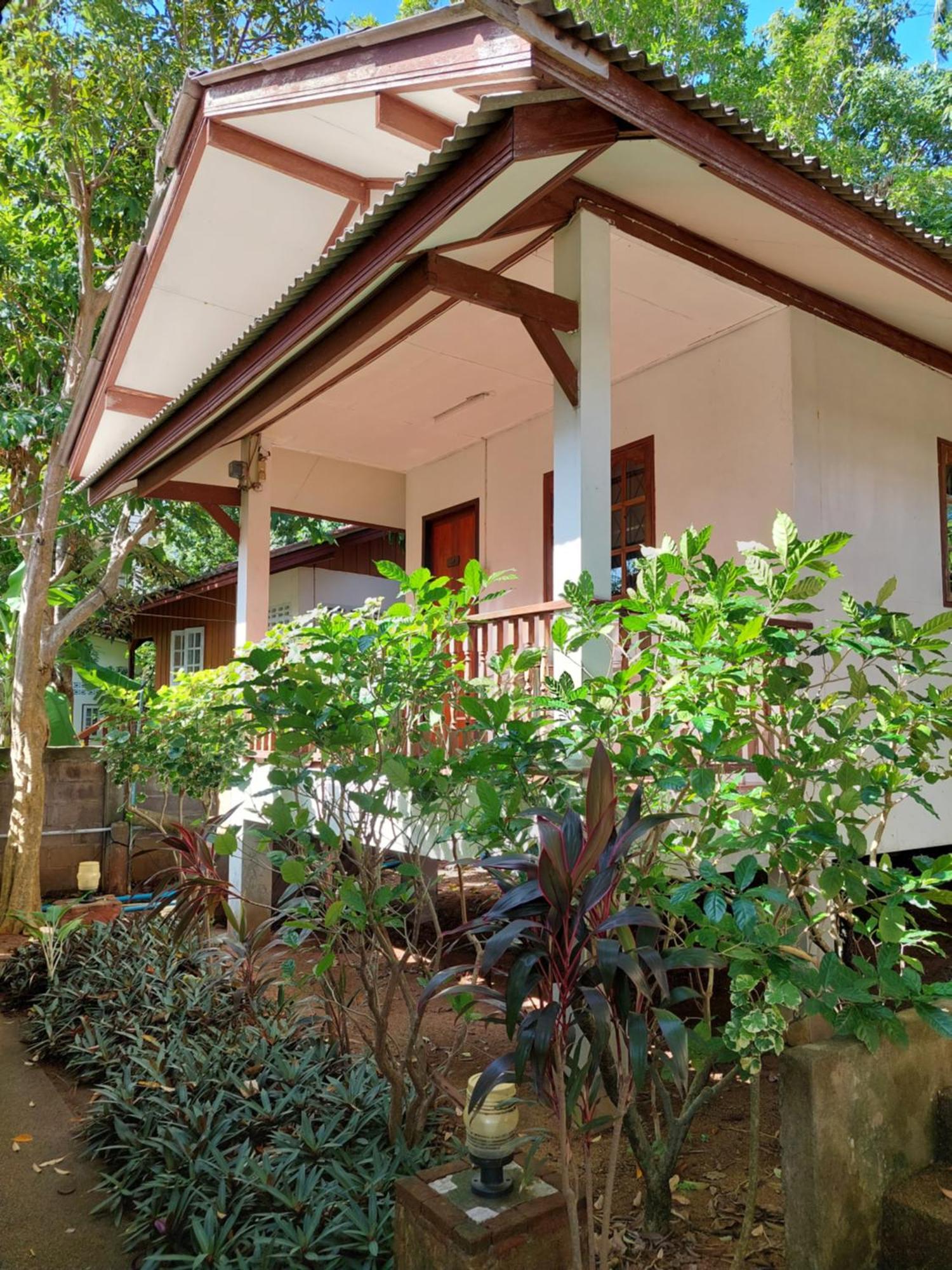 Fullmoon House Samui Hotell Lamai Beach  Exteriör bild