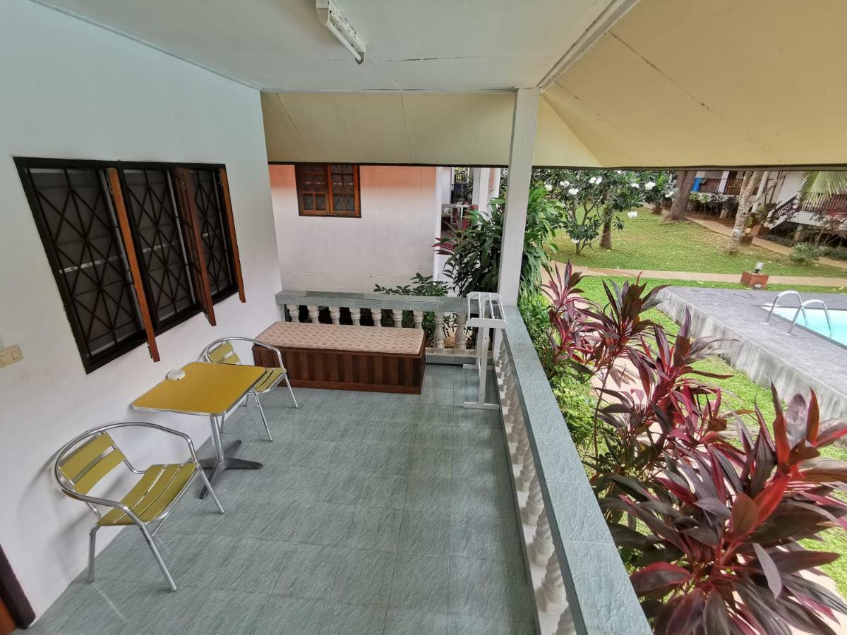 Fullmoon House Samui Hotell Lamai Beach  Exteriör bild